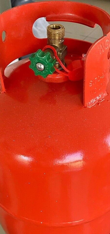 The Adapter converts the Israelian gas bottles (w20 LH) to a 21.8LH European connection outlet